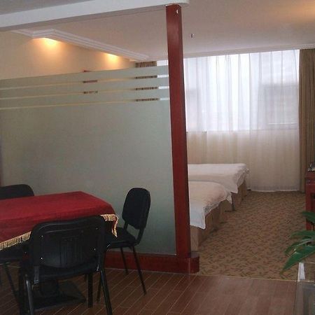Greentree Inn Guiyang Penshuichi Business Hotel Luaran gambar