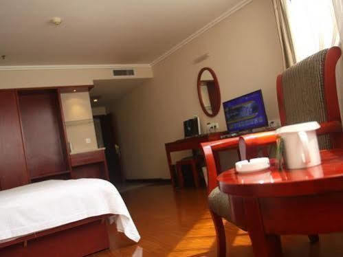 Greentree Inn Guiyang Penshuichi Business Hotel Luaran gambar